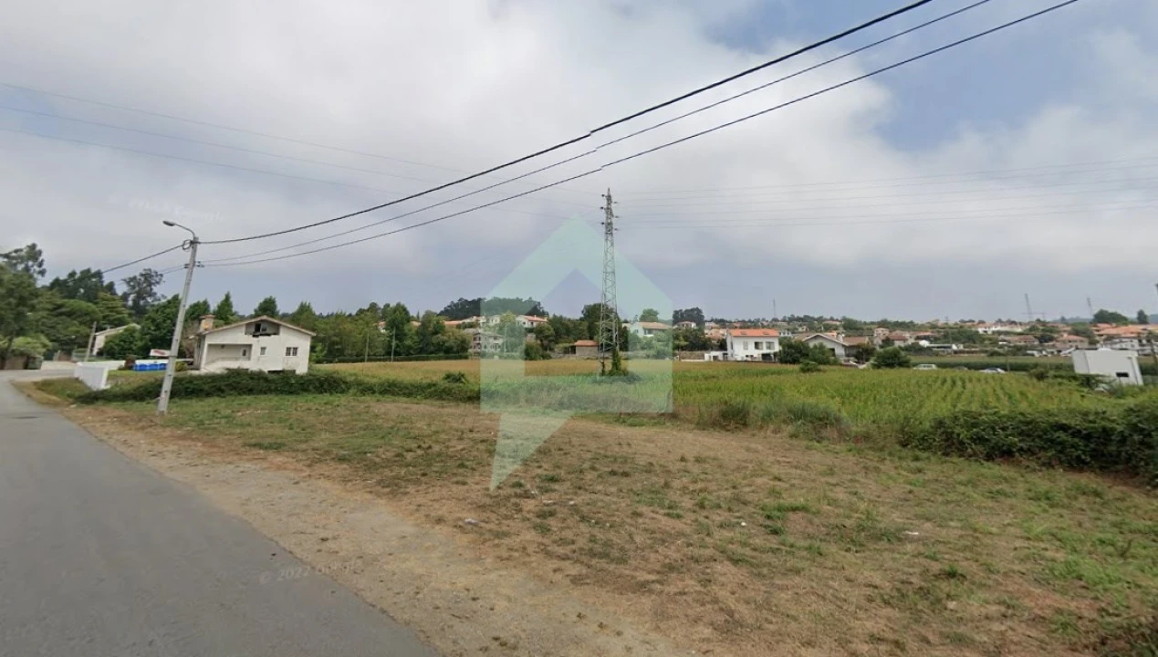 Terreno para Venda em Gemeses Foto 3