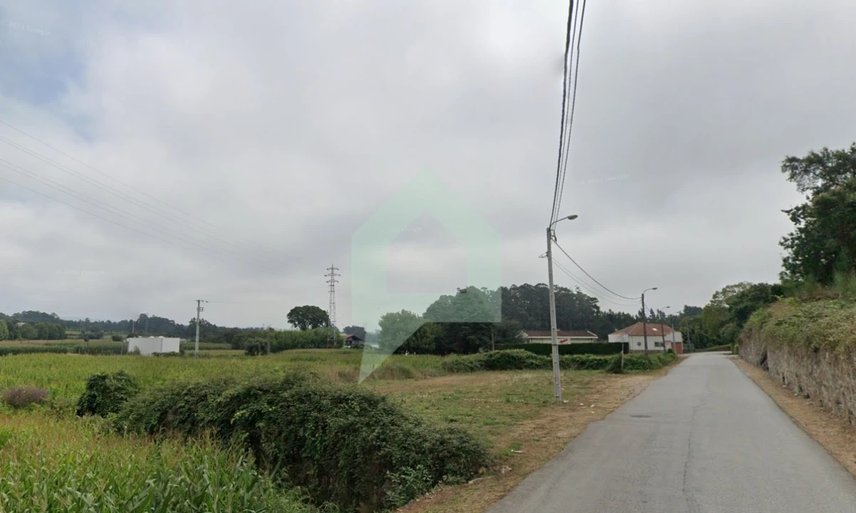 Terreno para Venda em Gemeses Foto 6