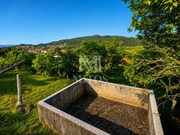 Terreno para Venda em Subportela, Deocriste e Portela Susã
