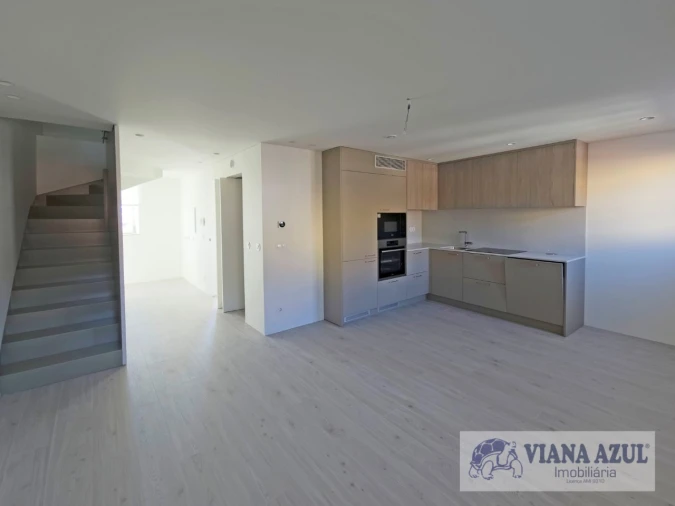 Apartamento T3 para Venda em Santa Maria Maior e Monserrate e Meadela Foto 2
