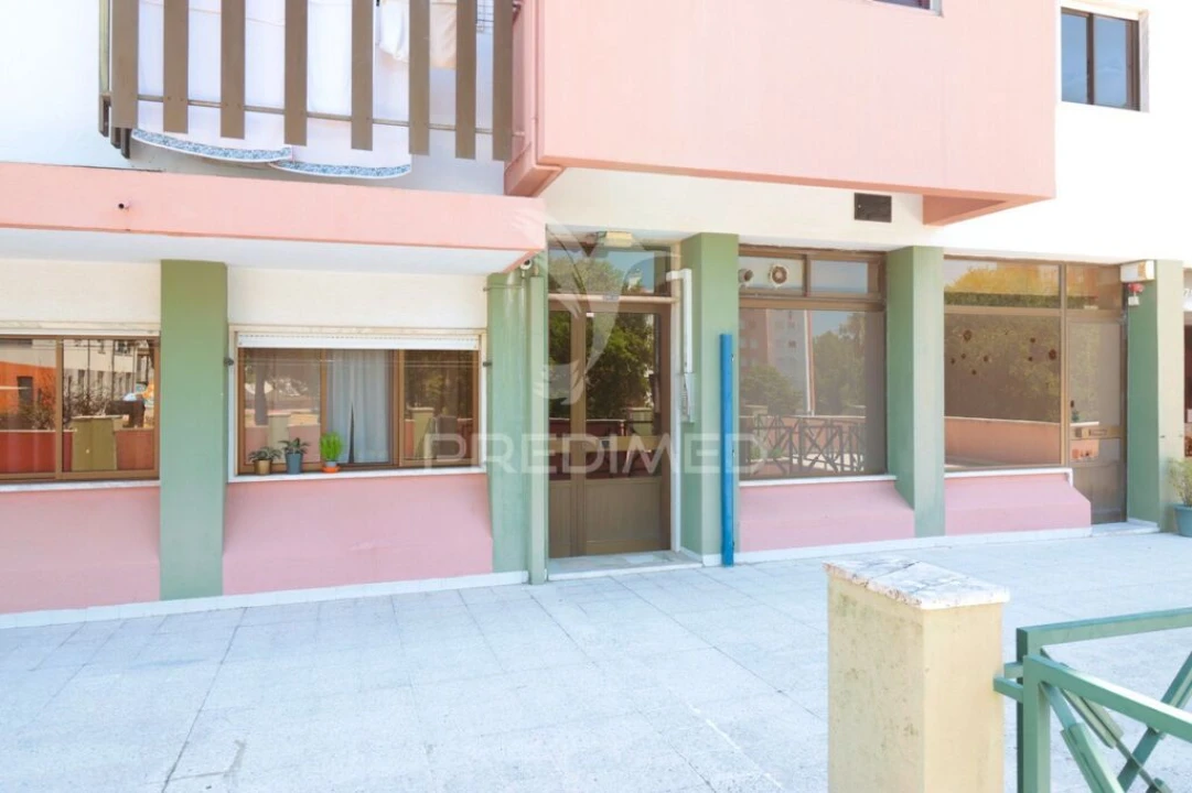 Apartamento T2 para Venda em Santa Iria de Azoia, São João da Talha e Bobadela Foto 14