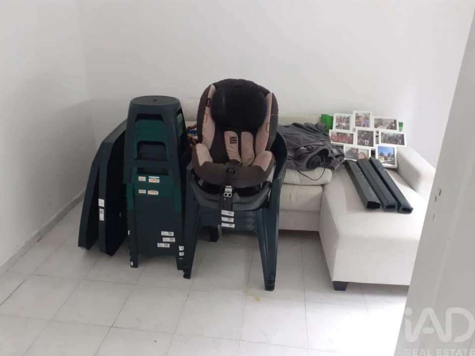 Moradia T2 para Venda em Tramagal Foto 7