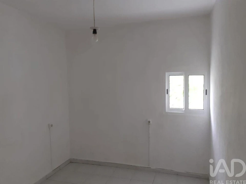 Moradia T2 para Venda em Tramagal Foto 4