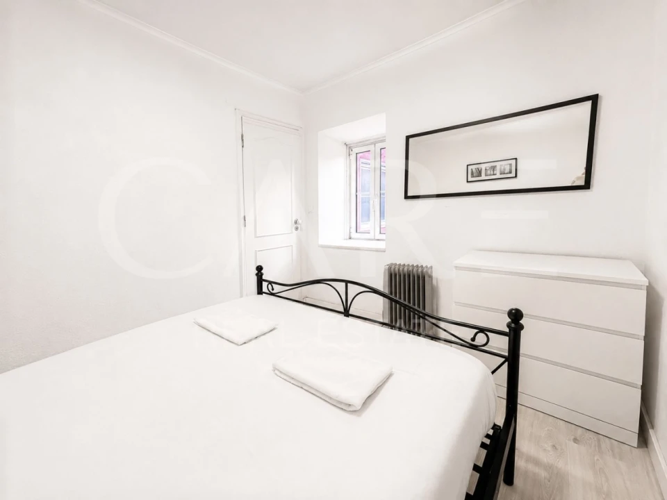 Apartamento T2 para Venda em Misericórdia Foto 9