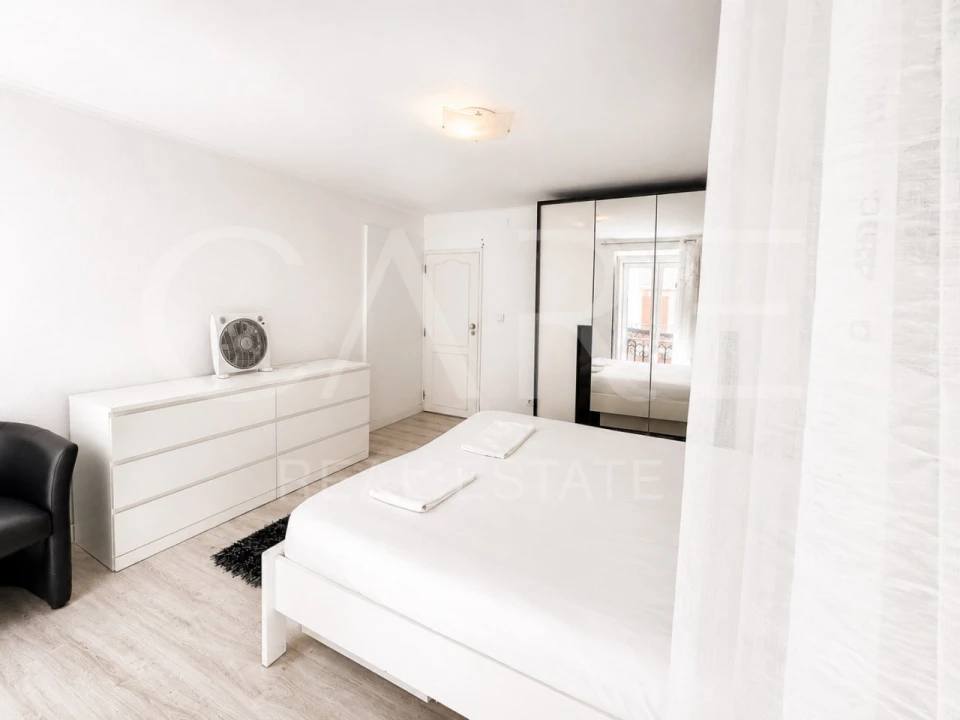 Apartamento T2 para Venda em Misericórdia Foto 14