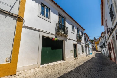 Moradia T3 para Venda em Nossa Senhora da Vila, Nossa Senhora do Bispo e Silveiras
