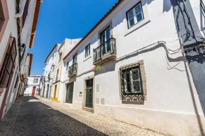 Moradia T3 para Venda em Nossa Senhora da Vila, Nossa Senhora do Bispo e Silveiras
