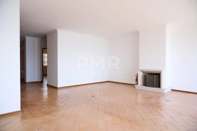 Apartamento T4 para Venda em Alcochete