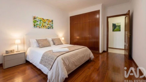 Apartamento para Venda em Valongo