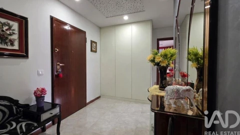 Apartamento para Venda em Valongo