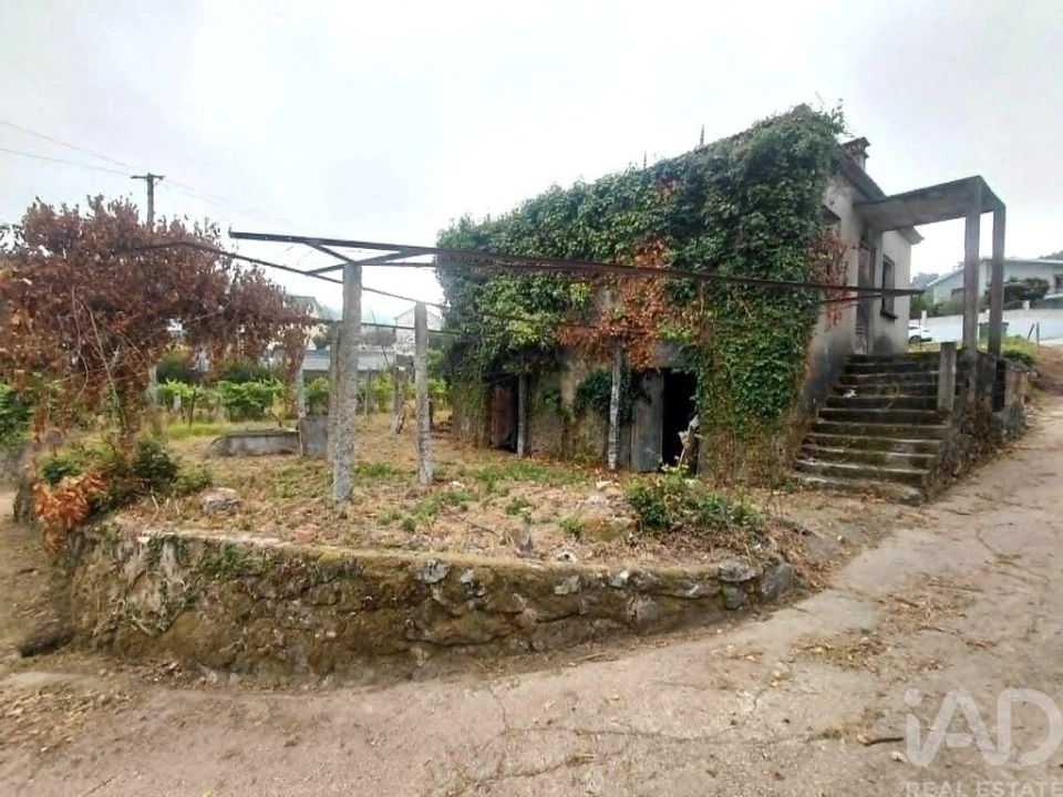 Moradia T3 para Venda em São Paio Foto 3
