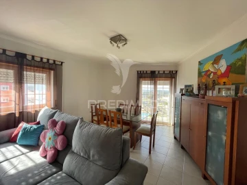 Apartamento T4 para Venda em Caldas da Rainha - Santo Onofre e Serra do Bouro