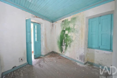 Armazém para Venda em Miranda do Corvo