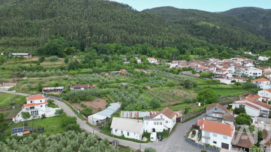Armazém para Venda em Miranda do Corvo Foto 28