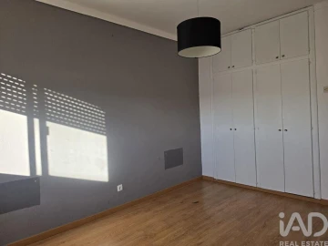 Apartamento T4 para Venda em São Bento do Cortiço e Santo Estêvão