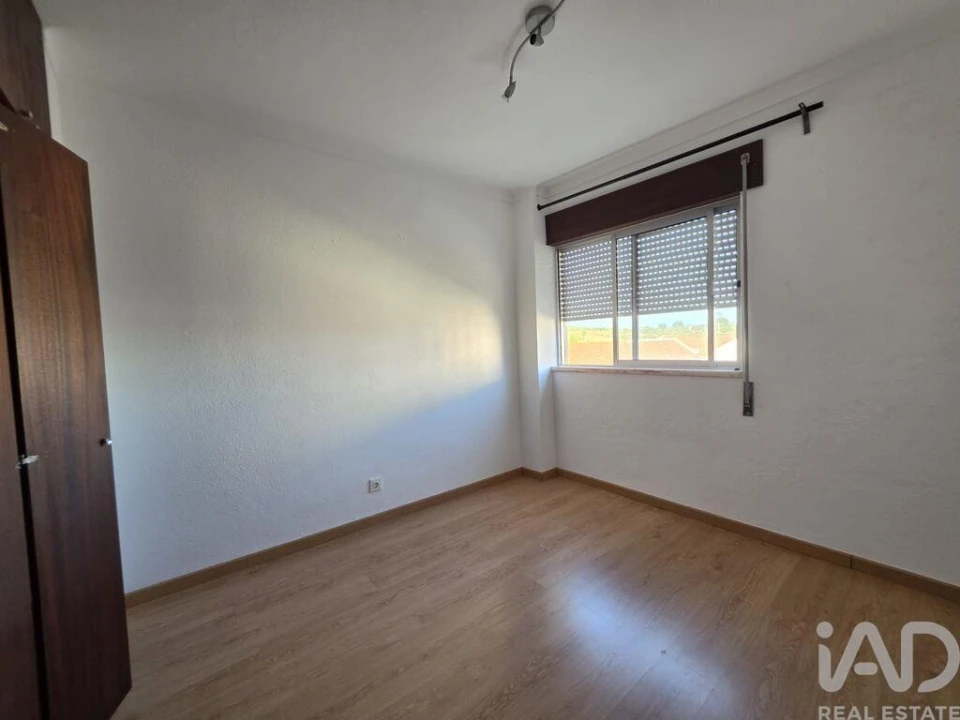 Apartamento T4 para Venda em São Bento do Cortiço e Santo Estêvão Foto 10