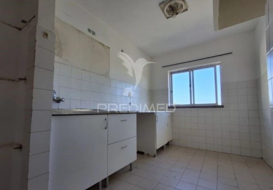 Apartamento T3 para Venda em Casal de Cambra Foto 7