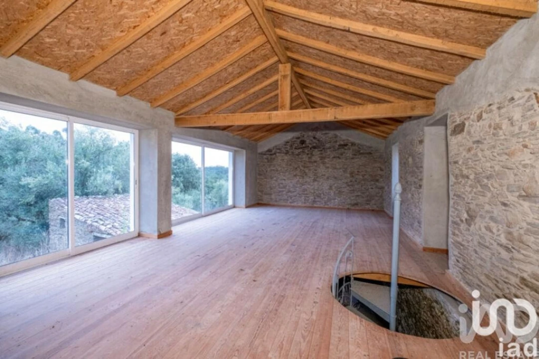 Moradia para Venda em São João Baptista e Santa Maria dos Olivais Foto 2