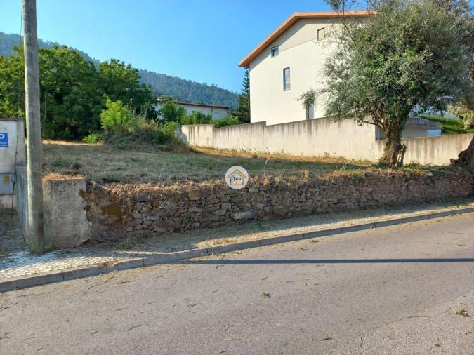 Terreno para Venda em Lousã e Vilarinho Foto 2