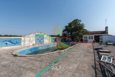 Moradia T5 para Venda em Pontevel