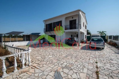 Moradia T5 para Venda em Pontevel