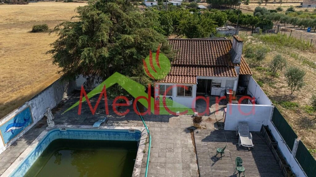Moradia T5 para Venda em Pontevel Foto 30