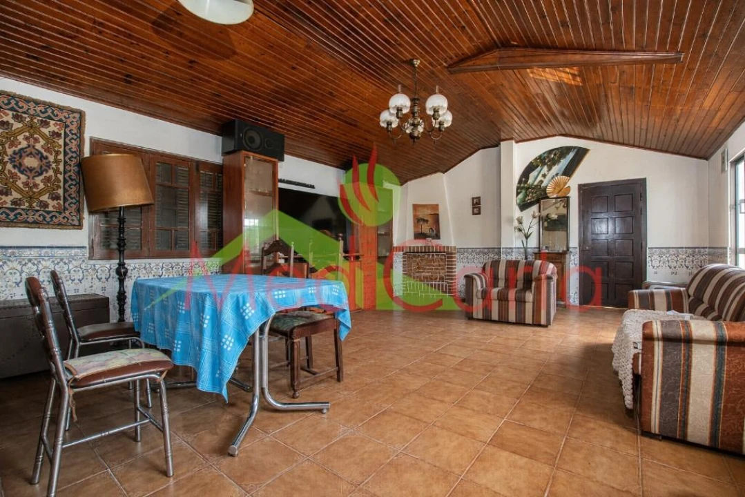 Moradia T5 para Venda em Pontevel Foto 1