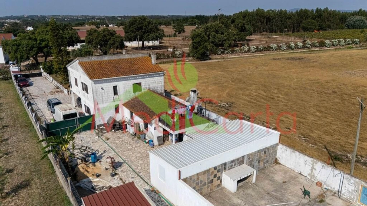 Moradia T5 para Venda em Pontevel Foto 31