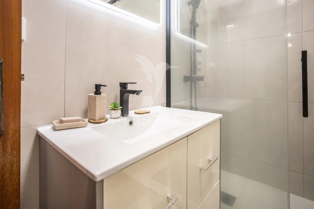 Apartamento T2 para Venda em Amora Foto 17