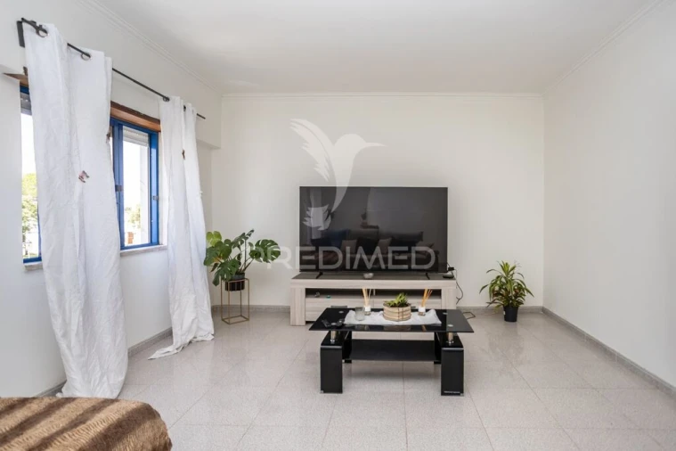 Apartamento T2 para Venda em Amora Foto 13