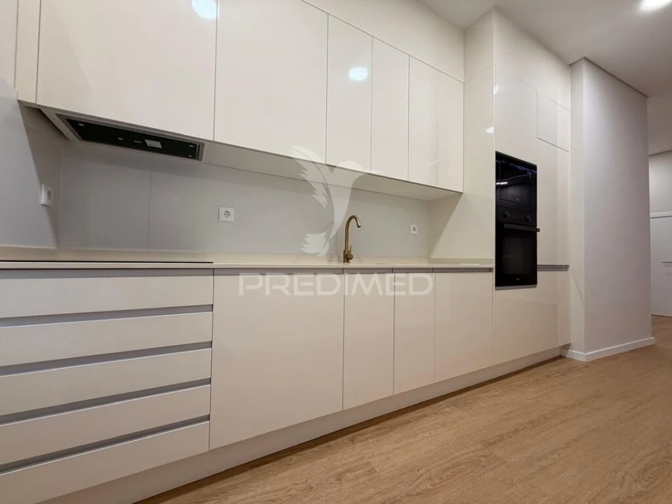Apartamento T1 para Venda em Palmela Foto 6