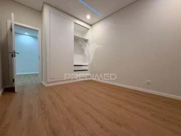Apartamento T1 para Venda em Palmela