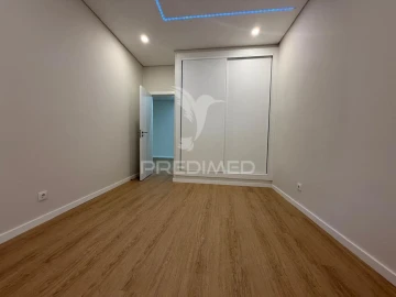 Apartamento T1 para Venda em Palmela