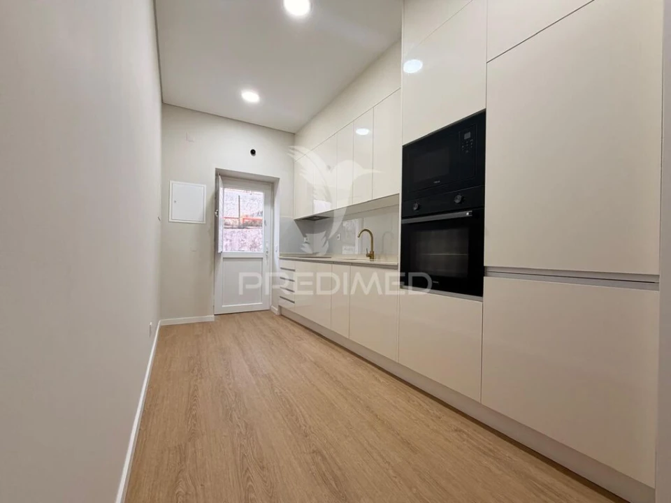 Apartamento T1 para Venda em Palmela Foto 5
