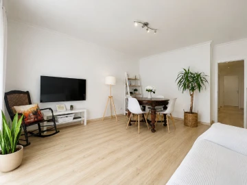 Apartamento T1 para Venda em Santo Antonio dos Olivais