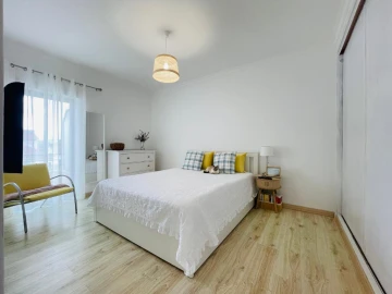 Apartamento T1 para Venda em Santo Antonio dos Olivais