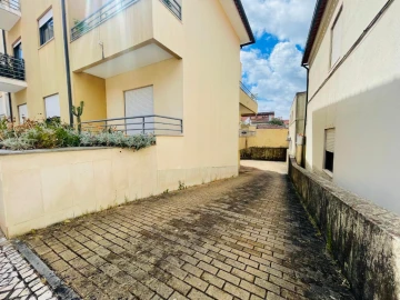 Apartamento T1 para Venda em Santo Antonio dos Olivais