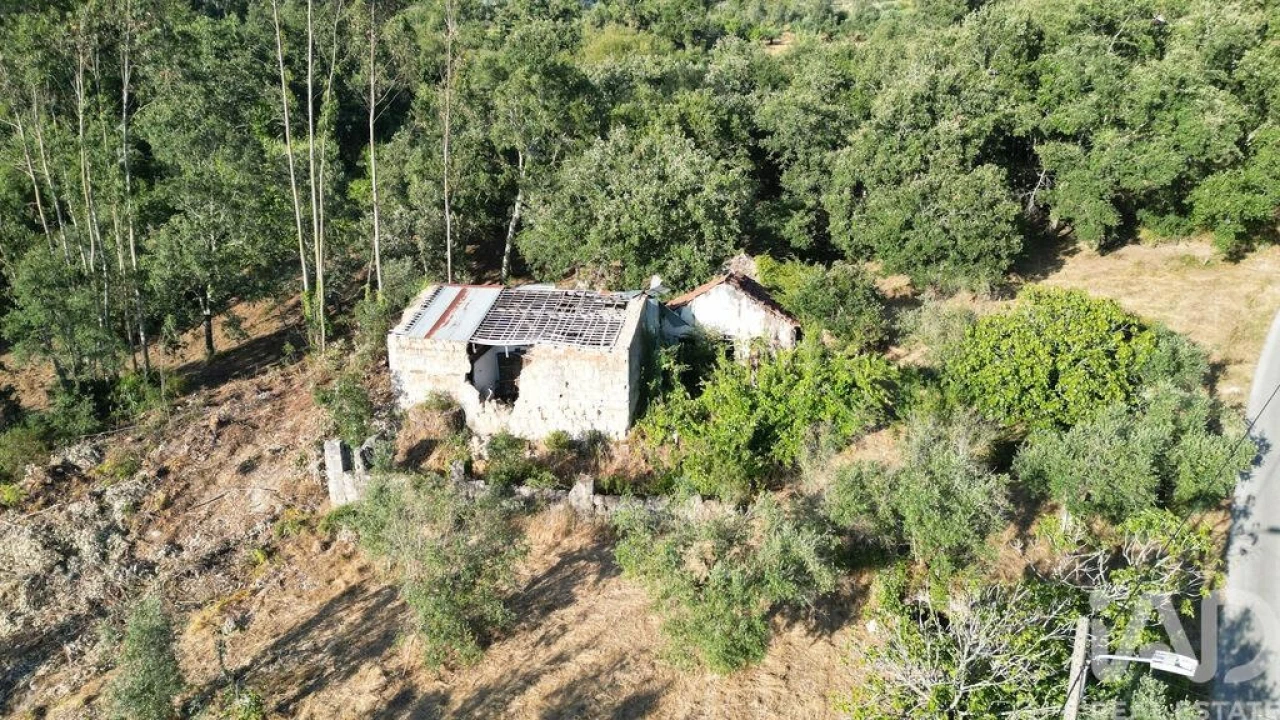 Moradia para Venda em Cumeeira Foto 12
