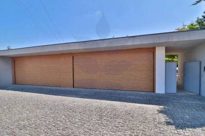 Moradia T4 para Venda em Alvarães