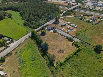 Moradia T4 para Venda em Alvarães