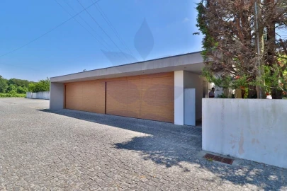 Moradia T4 para Venda em Alvarães