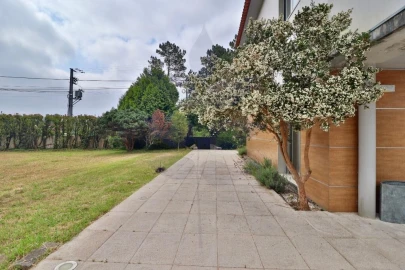 Moradia T4 para Venda em Alvarães