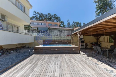 Moradia T3 para Venda em Pedroso e Seixezelo