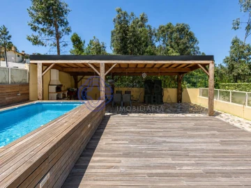 Moradia T3 para Venda em Pedroso e Seixezelo