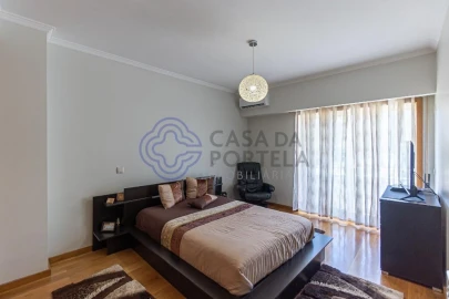 Moradia T3 para Venda em Pedroso e Seixezelo