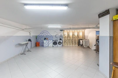 Moradia T3 para Venda em Pedroso e Seixezelo