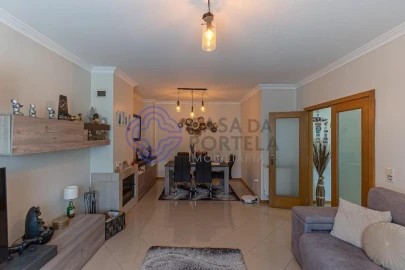 Moradia T3 para Venda em Pedroso e Seixezelo