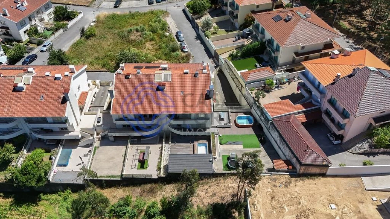 Moradia T3 para Venda em Pedroso e Seixezelo Foto 47