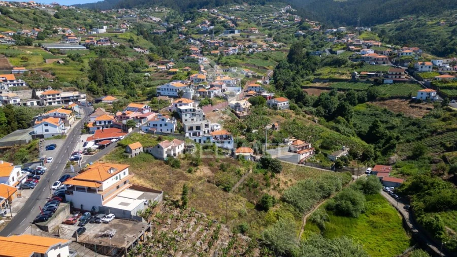 Terreno para Venda em Canhas Foto 11