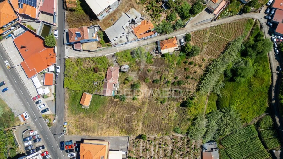 Terreno para Venda em Canhas Foto 3